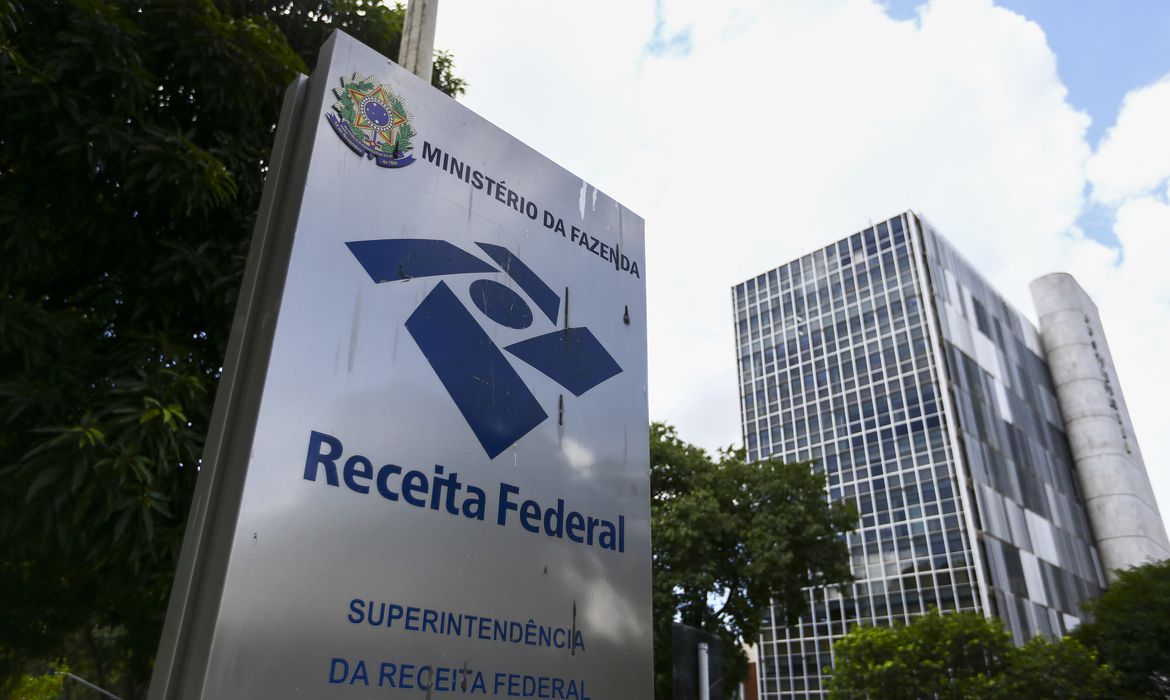 Arrecadação federal atinge R$ 171,05 bilhões em março